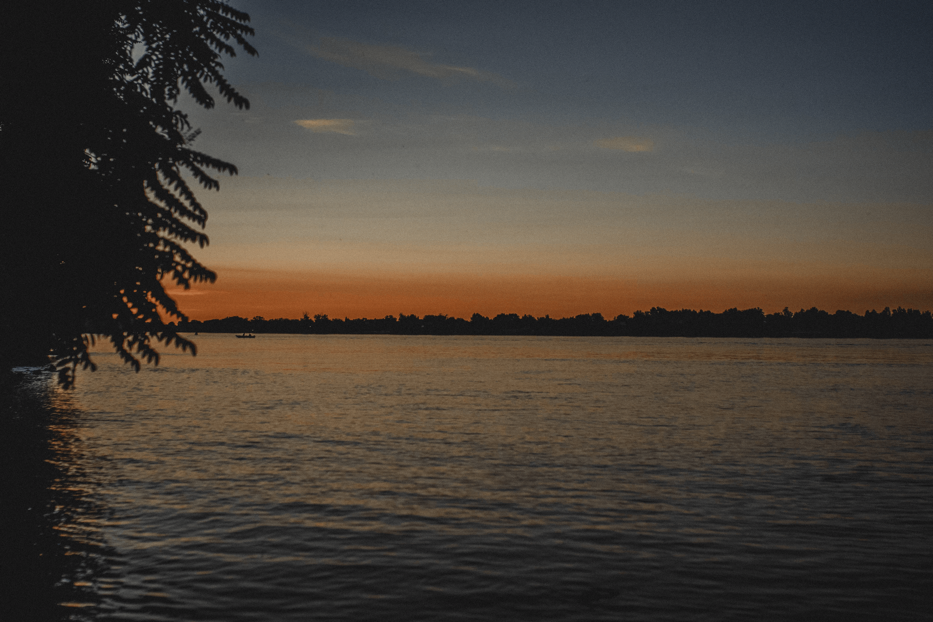 Blue Hour Therapy main visual